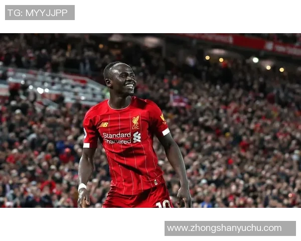 马内的传奇之路：从非洲小镇到世界足球巅峰的奋斗故事